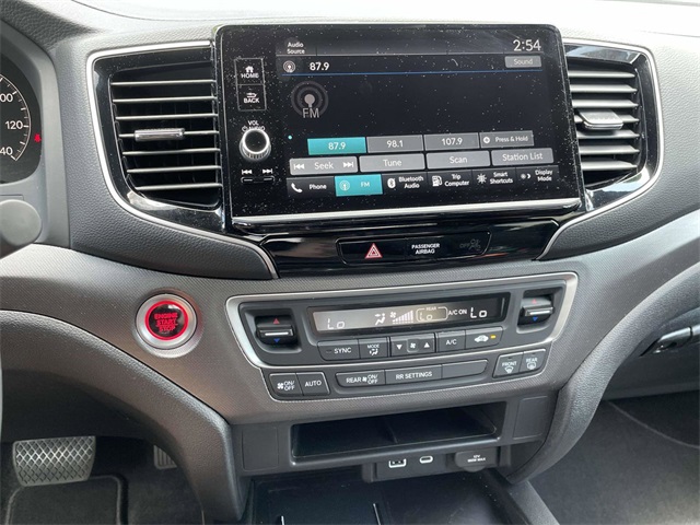 2025 Honda Ridgeline Sport photo 12
