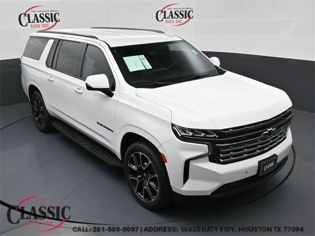 2021 Chevrolet Suburban RST's photo