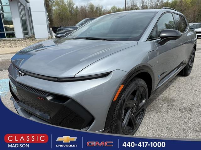 2025 Chevrolet Equinox EV RS's photo