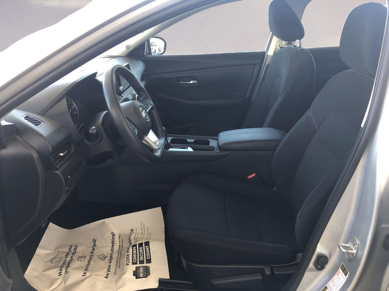 2023 Nissan Sentra S photo 9