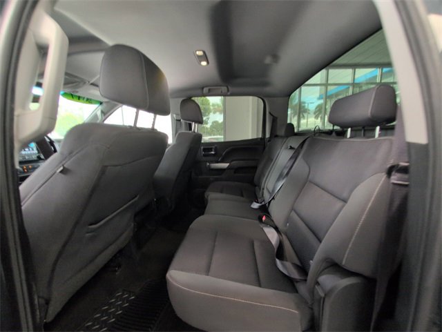 Used 2017 GRAPHITE METALLIC Chevrolet LT image 6