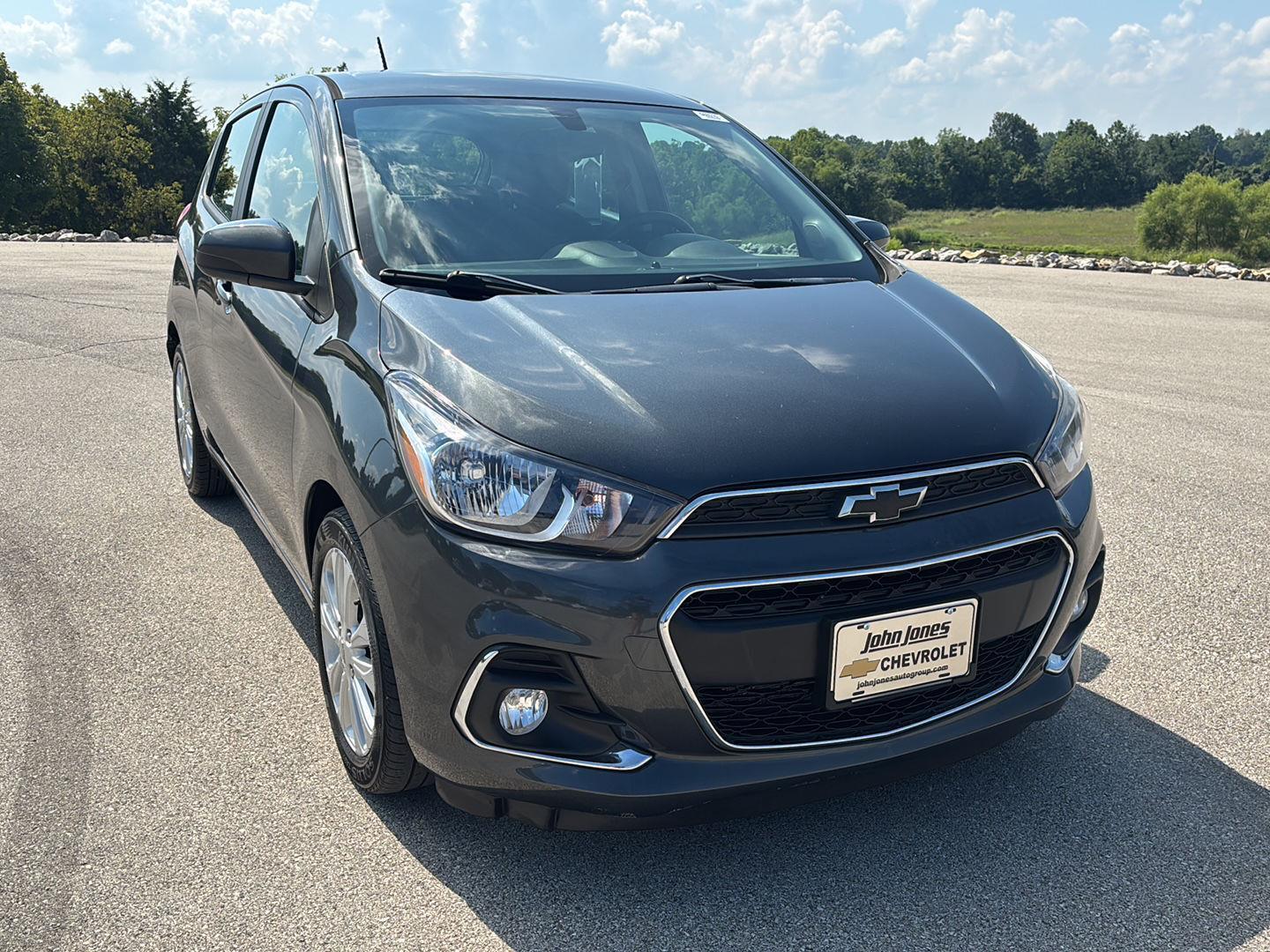 2017 Chevrolet Spark 1LT LT photo 2