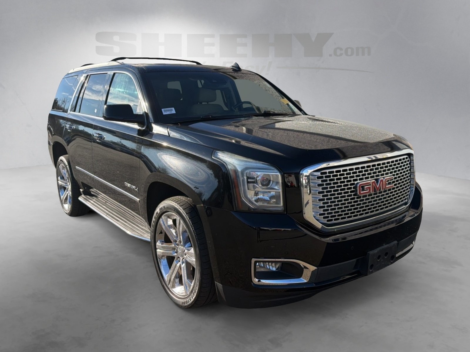 2017 GMC Yukon Denali's photo