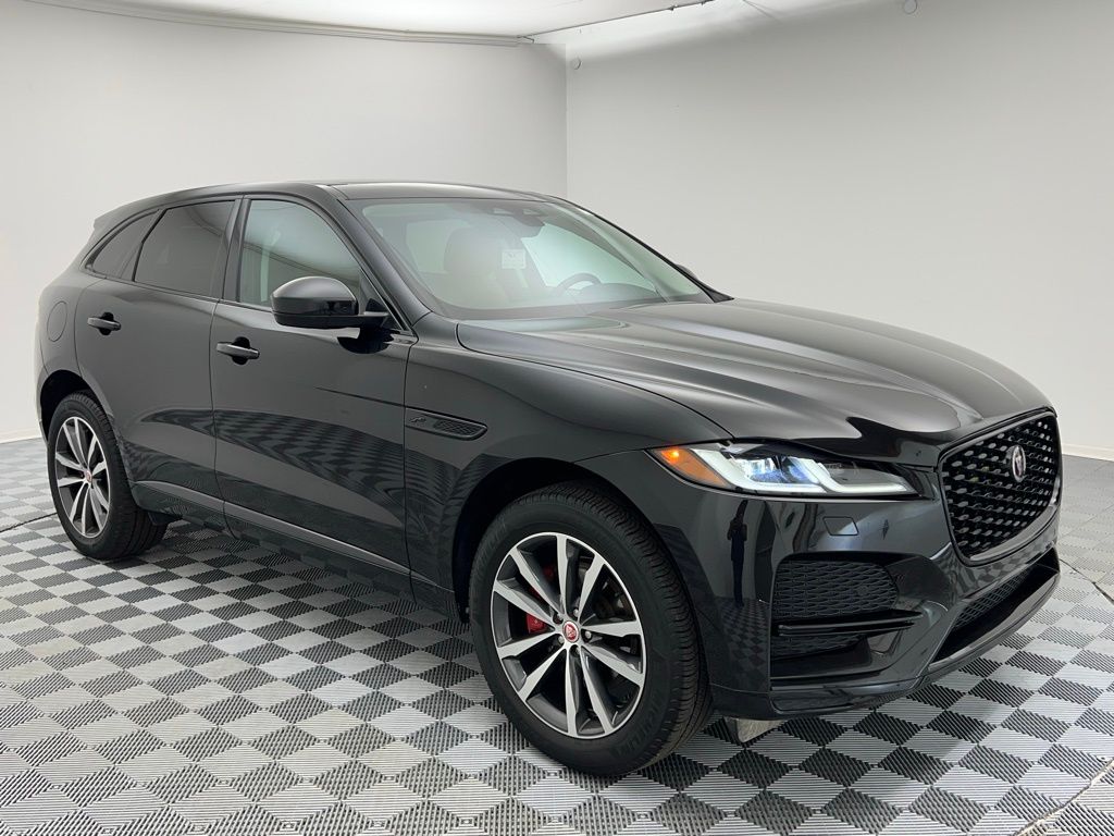 2022 Jaguar F-PACE P250 S photo 2