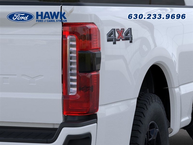 2025 FORD F-350 - Image 21