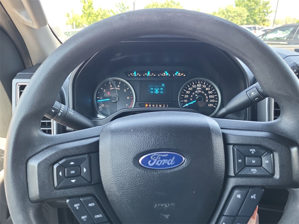 2016 Ford F-150 XLT photo 10