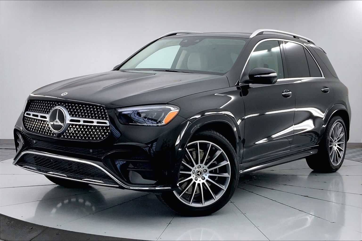 2026 Mercedes-Benz GLE GLE450's photo