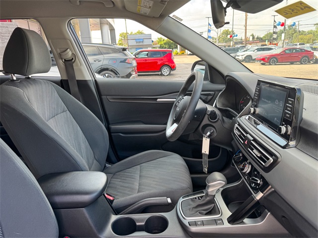 2023 Kia Seltos LX photo 20