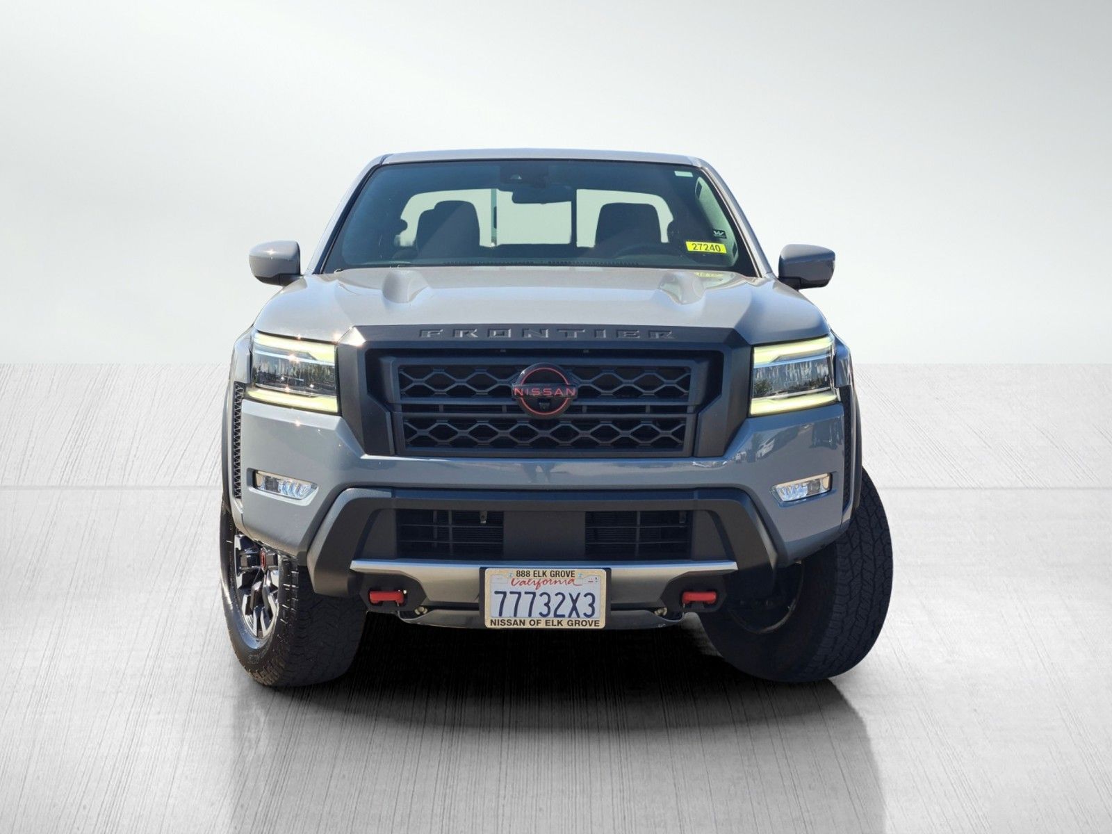 2024 Nissan Frontier Crew Cab PRO-4X photo 2