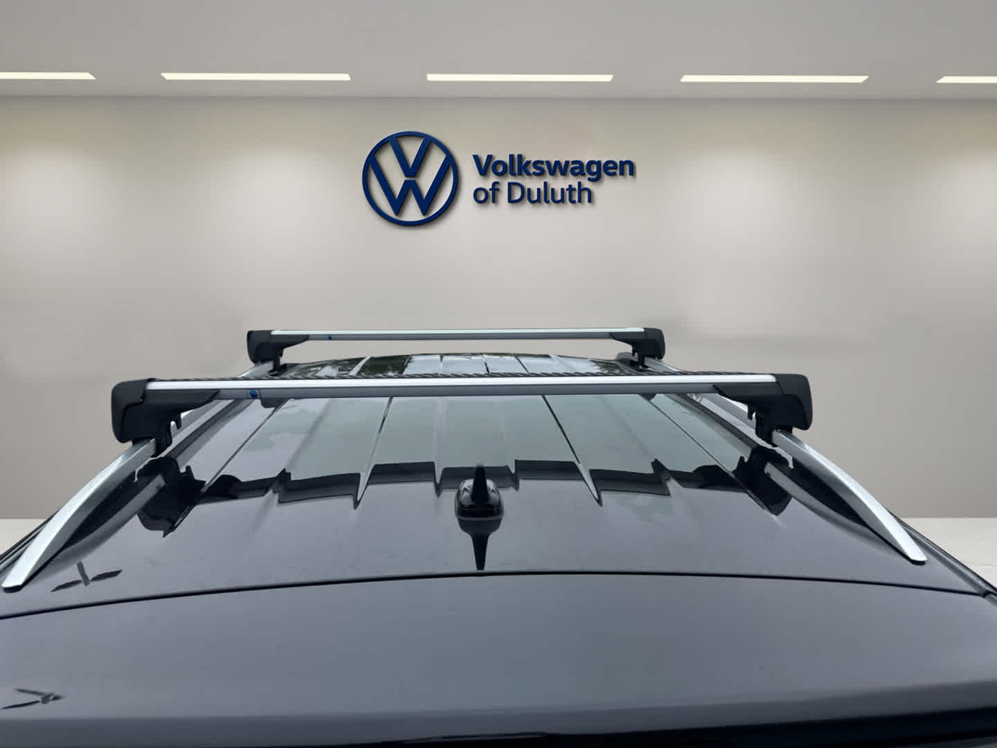 2023 Volkswagen Tiguan SE photo 9