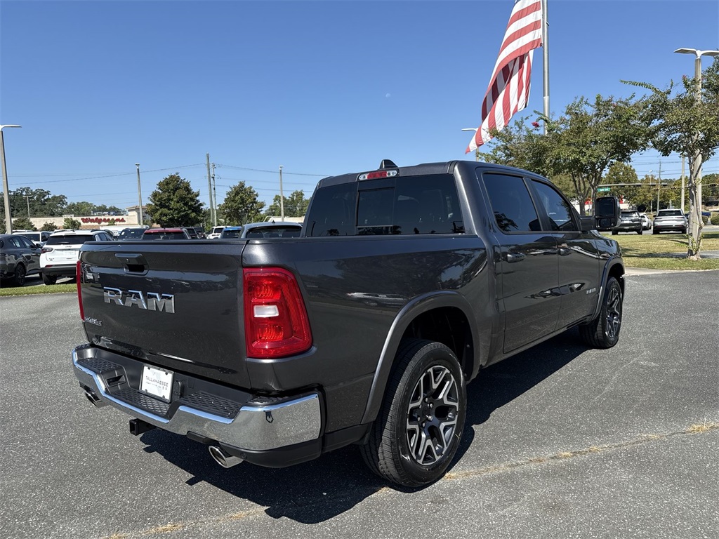 2026 Ram 1500 Laramie photo 3