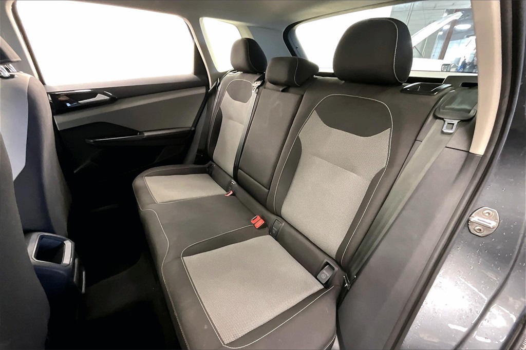 2024 Volkswagen Taos S photo 22