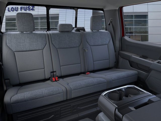 2025 Ford F-150 XLT photo 11