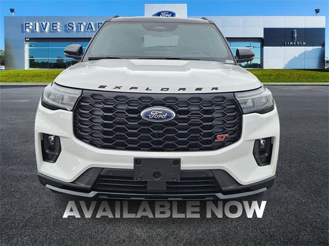 2025 Ford Explorer ST photo 2