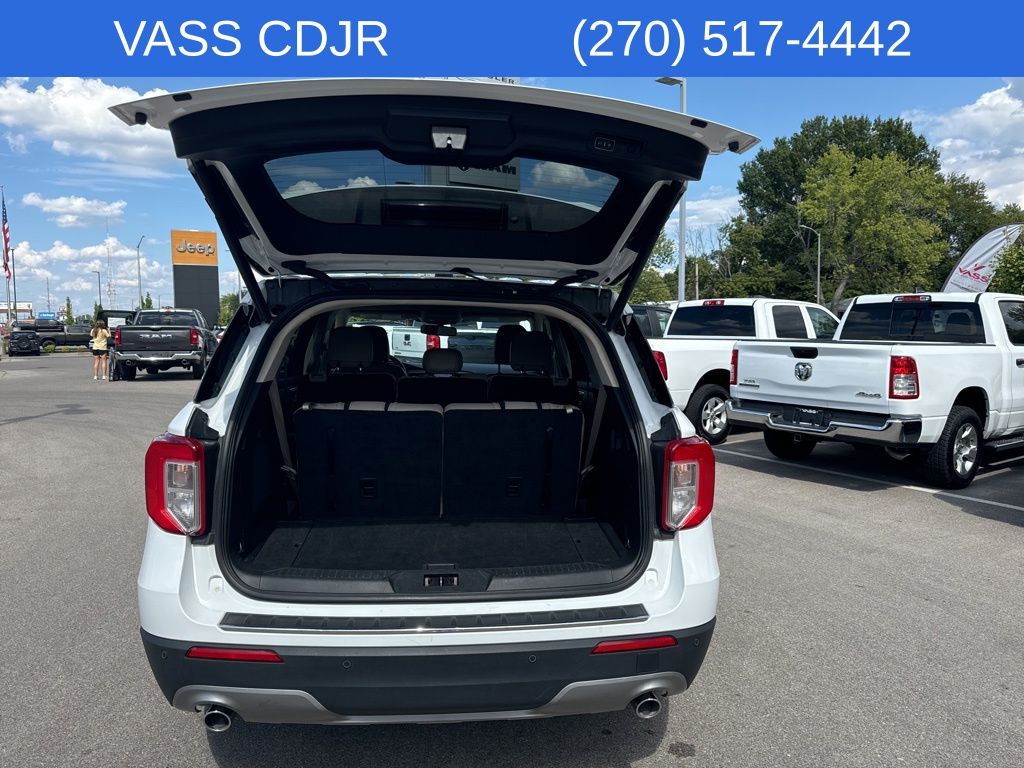 2023 Ford Explorer Limited photo 3