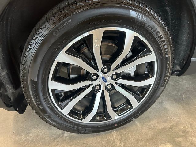 2025 Ford Explorer ST-Line photo 10