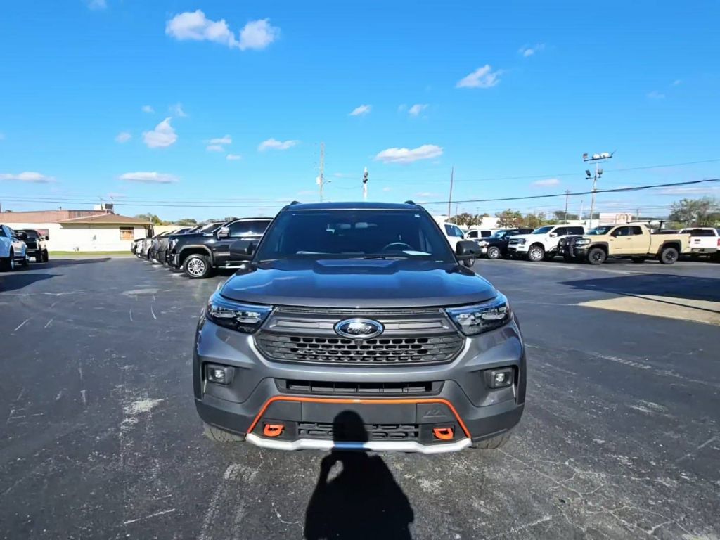 2023 Ford Explorer Timberline photo 2