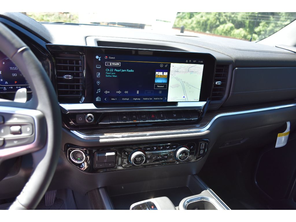 2025 Chevrolet Silverado 1500 LT photo 28