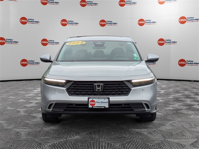 2024 Honda Accord Hybrid Touring photo 2