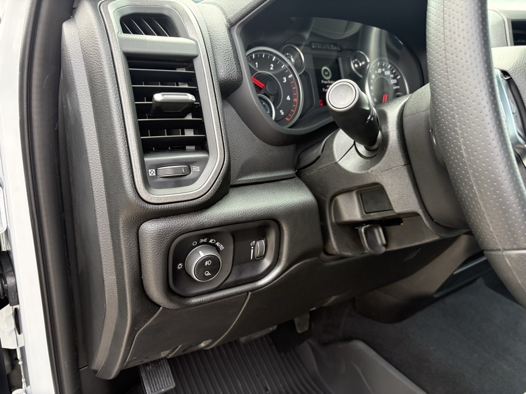2025 Ram 2500 Tradesman photo 7