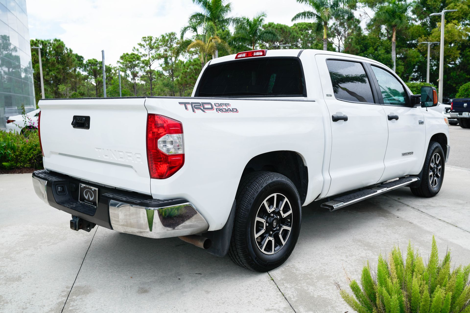2016 Toyota Tundra SR5 photo 7