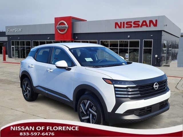 2025 Nissan Kicks SV's photo