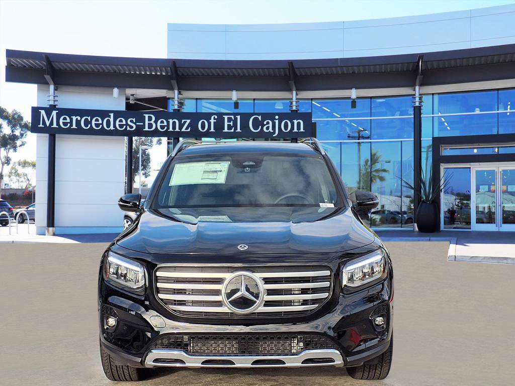 2026 Mercedes Benz GLB 250 photo 2