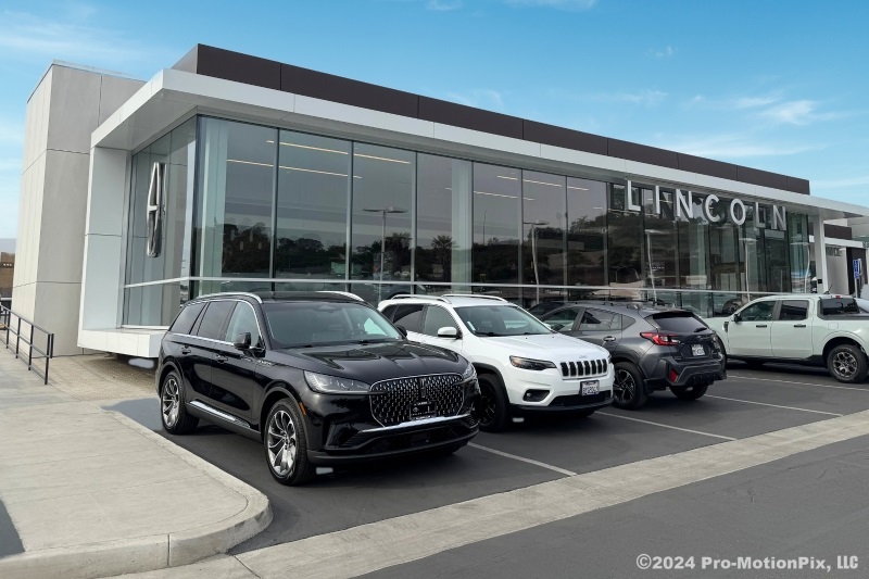 2022 Lincoln Corsair Standard photo 29