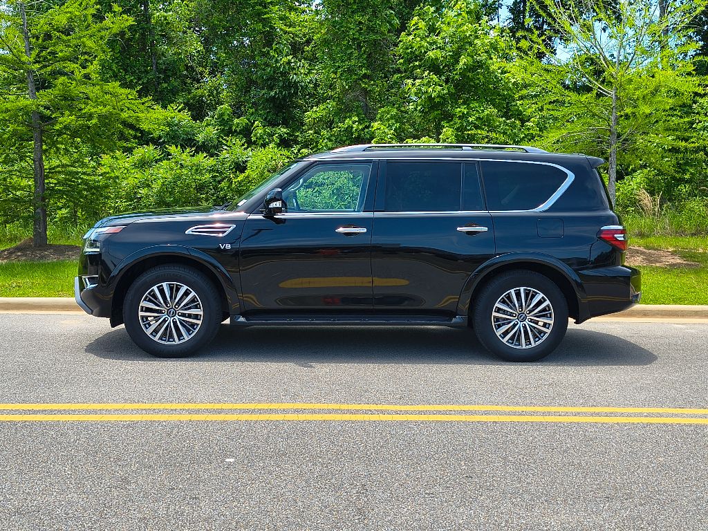 2021 Nissan Armada SL photo 3