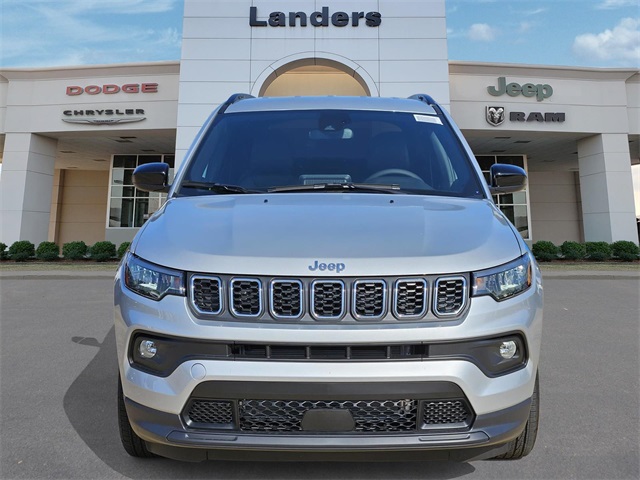 2025 Jeep Compass North Edition Latitude photo 2