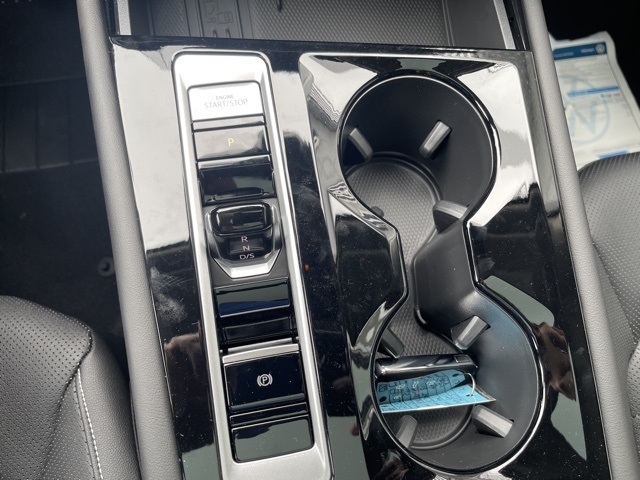 2025 Volkswagen Atlas SE Technology photo 22