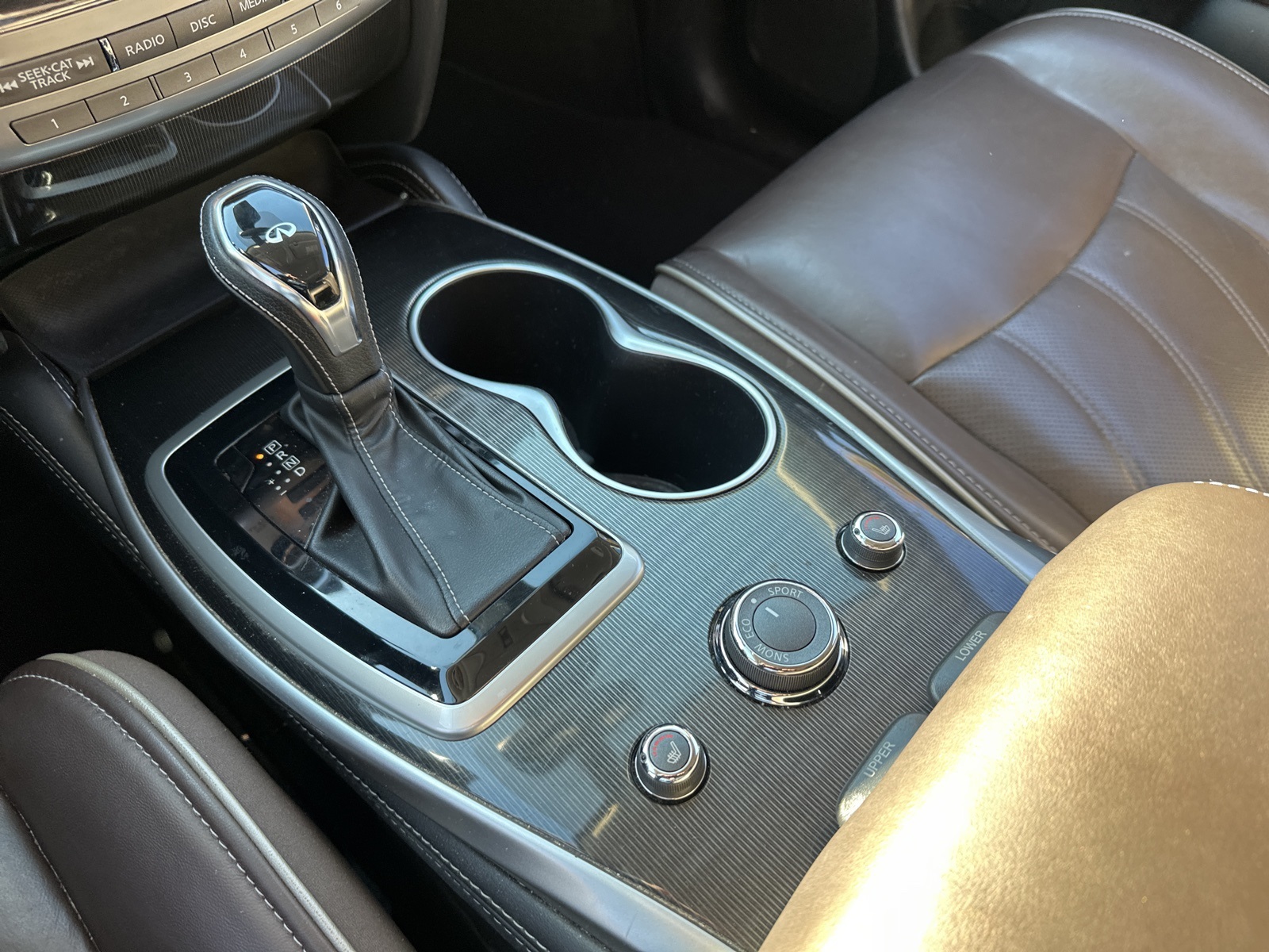 2019 Infiniti QX60 Luxe photo 19