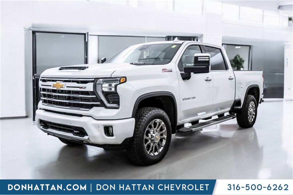 2026 Chevrolet Silverado HD LTZ's photo