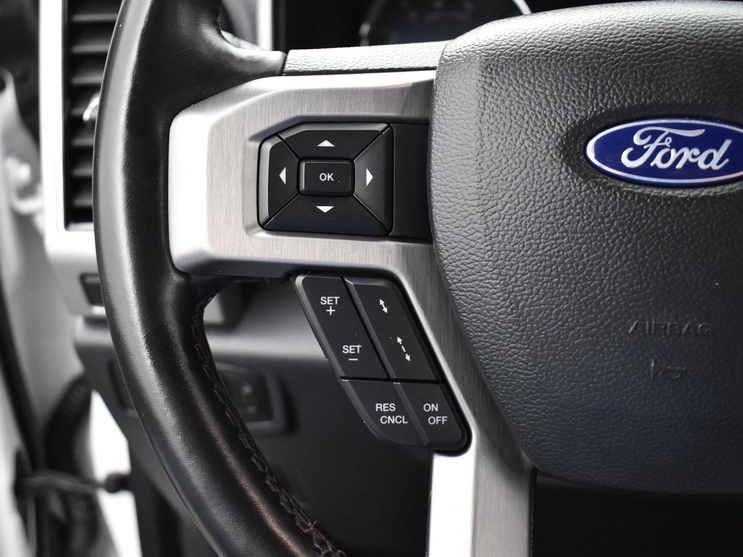 2022 Ford F-250 Platinum photo 14