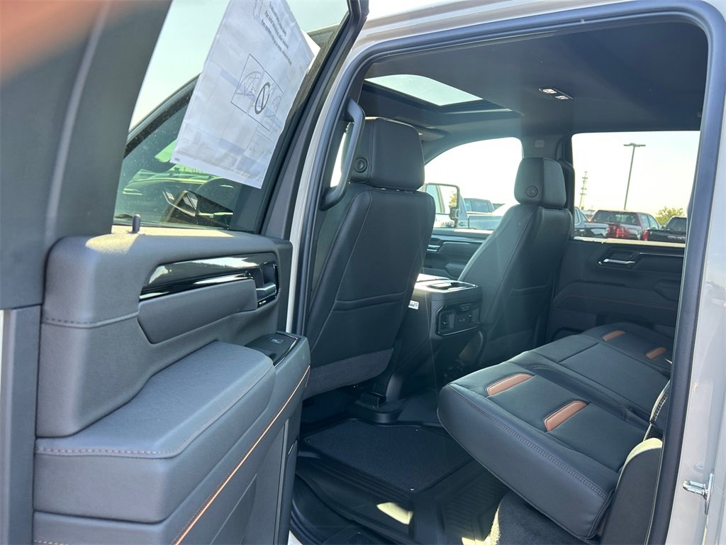2026 GMC SIERRA HD - Image 30