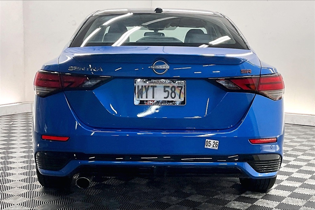 2024 Nissan Sentra SR photo 3