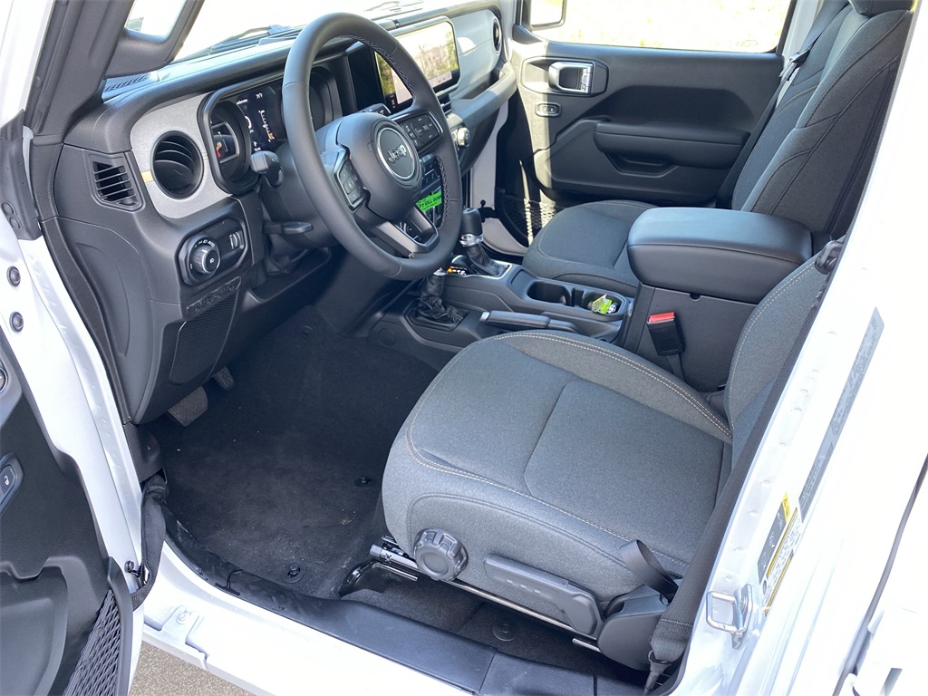 2025 Jeep Wrangler Sport S photo 16