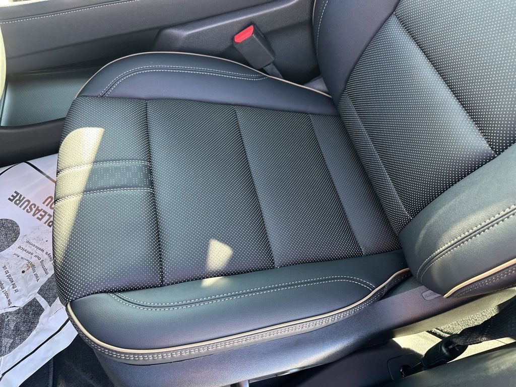 2026 Chevrolet Traverse High Country photo 4