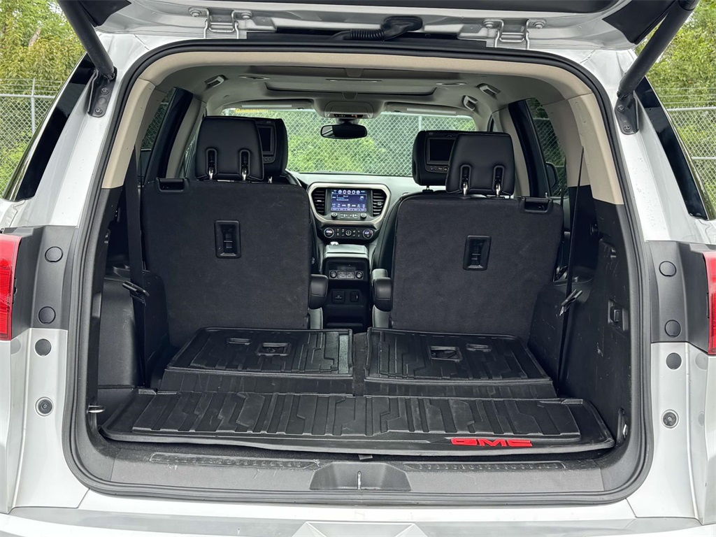 2017 Gmc Acadia Denali photo 23