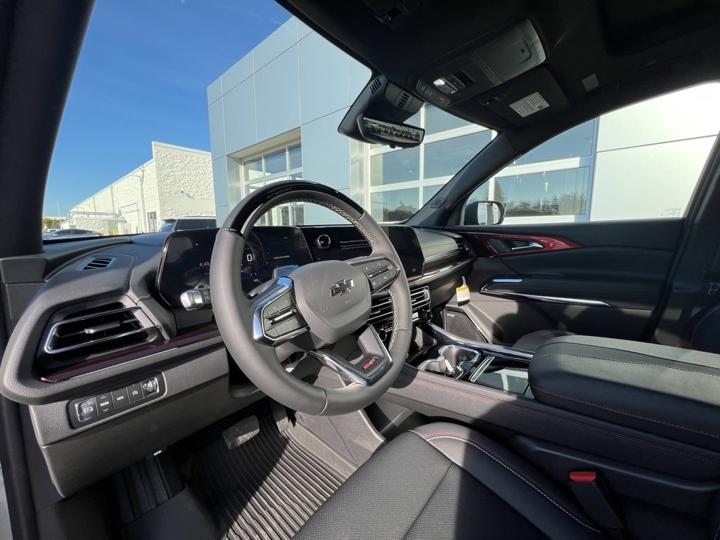 2025 Chevrolet Traverse Z71 photo 7