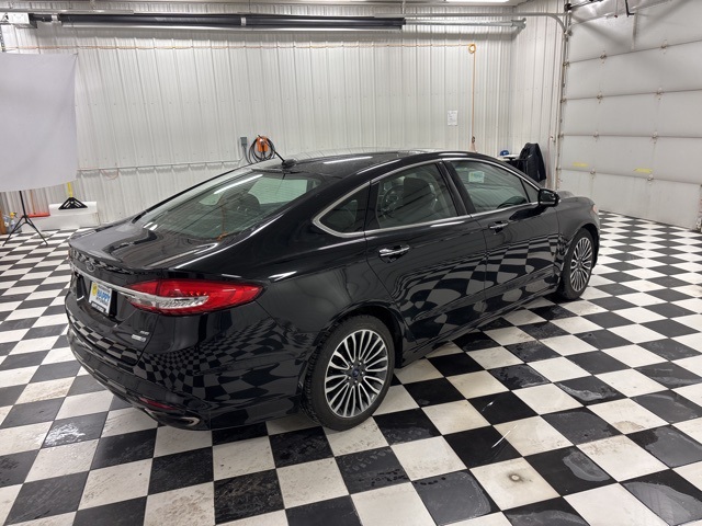 2017 Ford Fusion SE photo 3