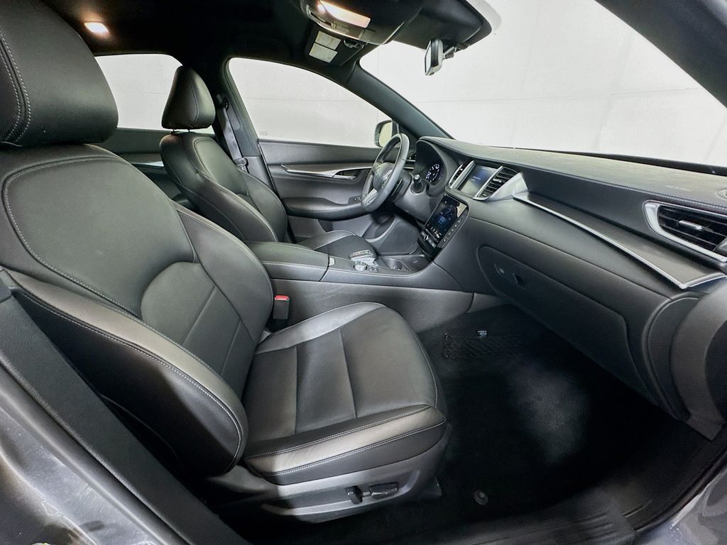 2024 Infiniti QX55 Luxe photo 31