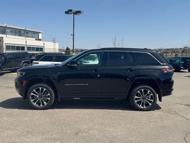 2024 Jeep Grand Cherokee Overland 4xe photo 2