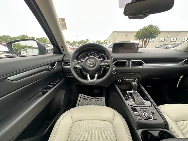 2025 Mazda CX-5 2.5 S Preferred photo 14