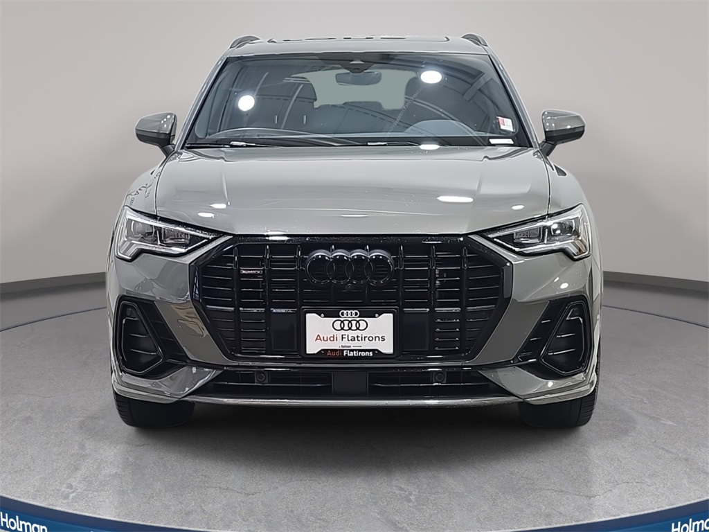 2024 Audi Q3 S line Premium Plus photo 2