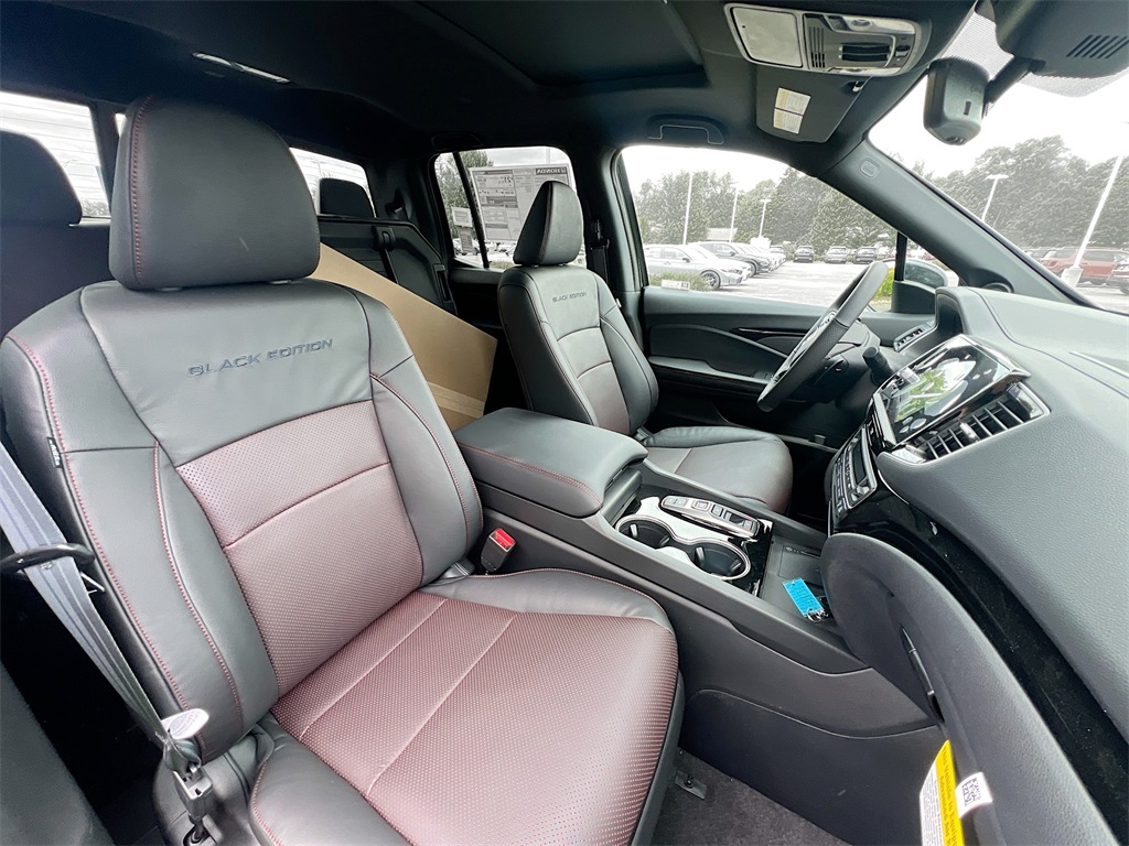 2025 Honda Ridgeline Black Edition photo 30