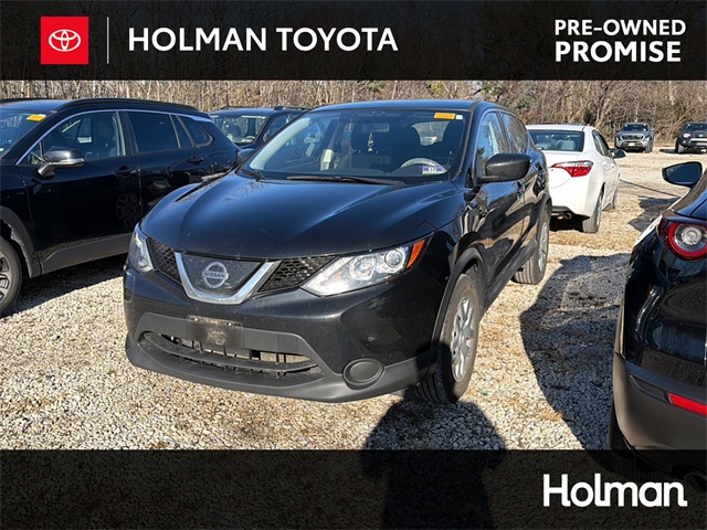 2019 Nissan Rogue Sport S's photo