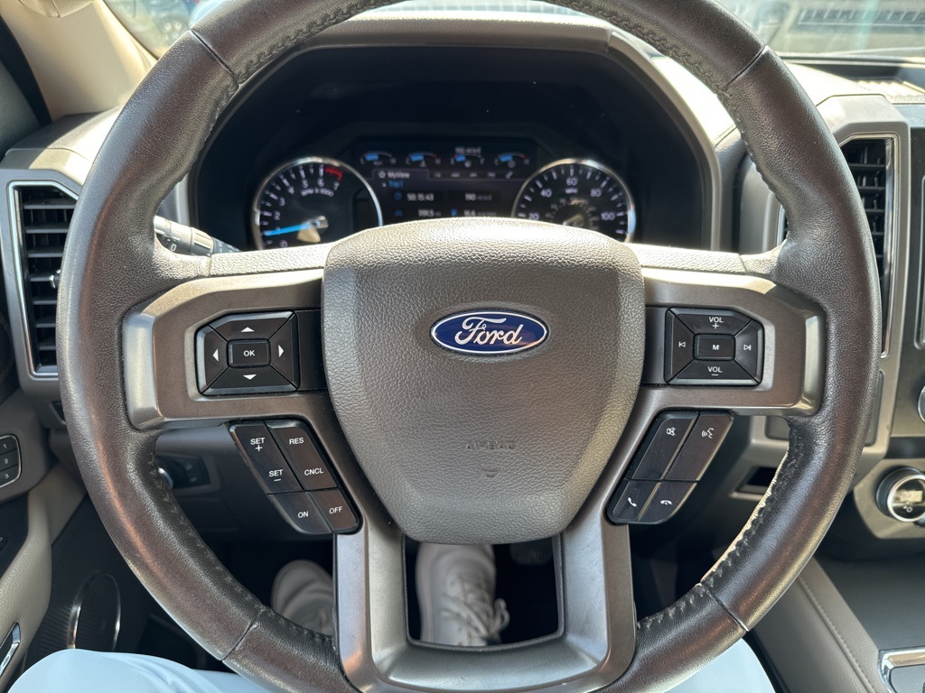 2020 Ford Expedition MAX XLT photo 5
