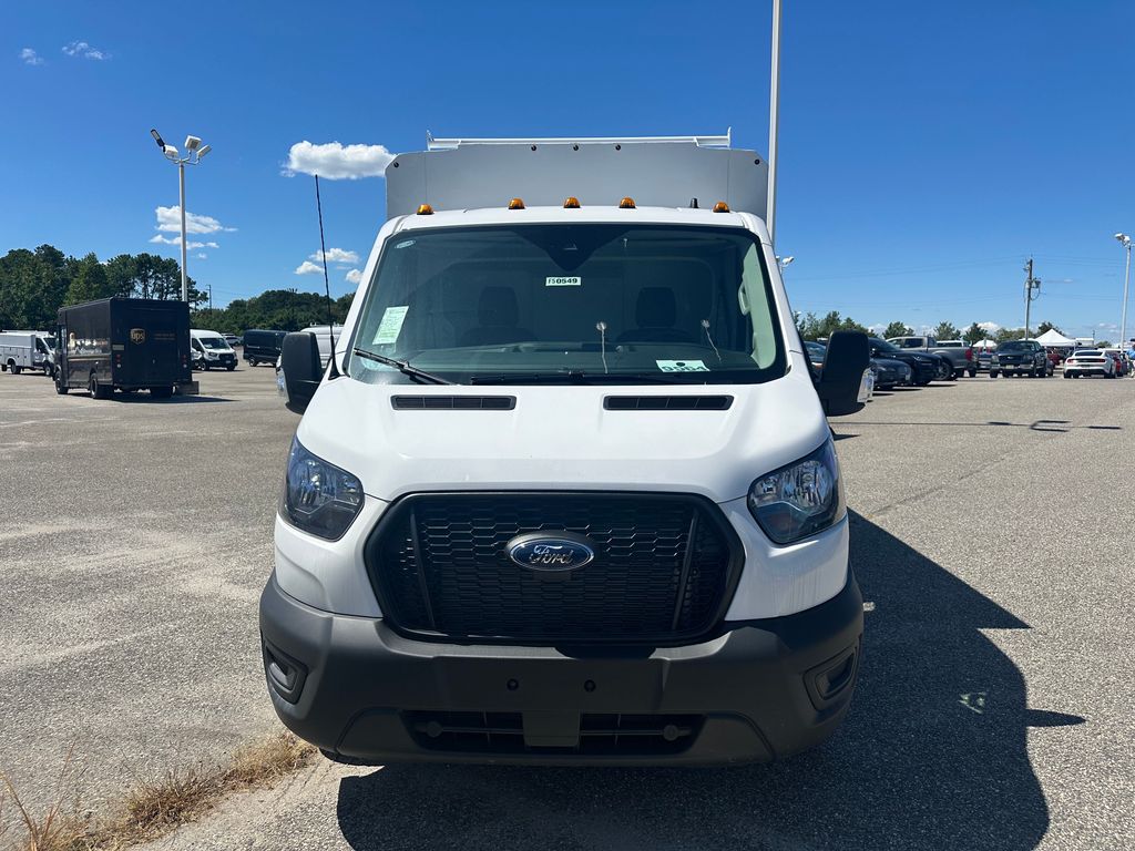 2025 Ford Transit Chassis Cutaway photo 2