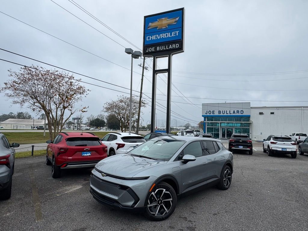 2026 Chevrolet Equinox EV 1LT's photo